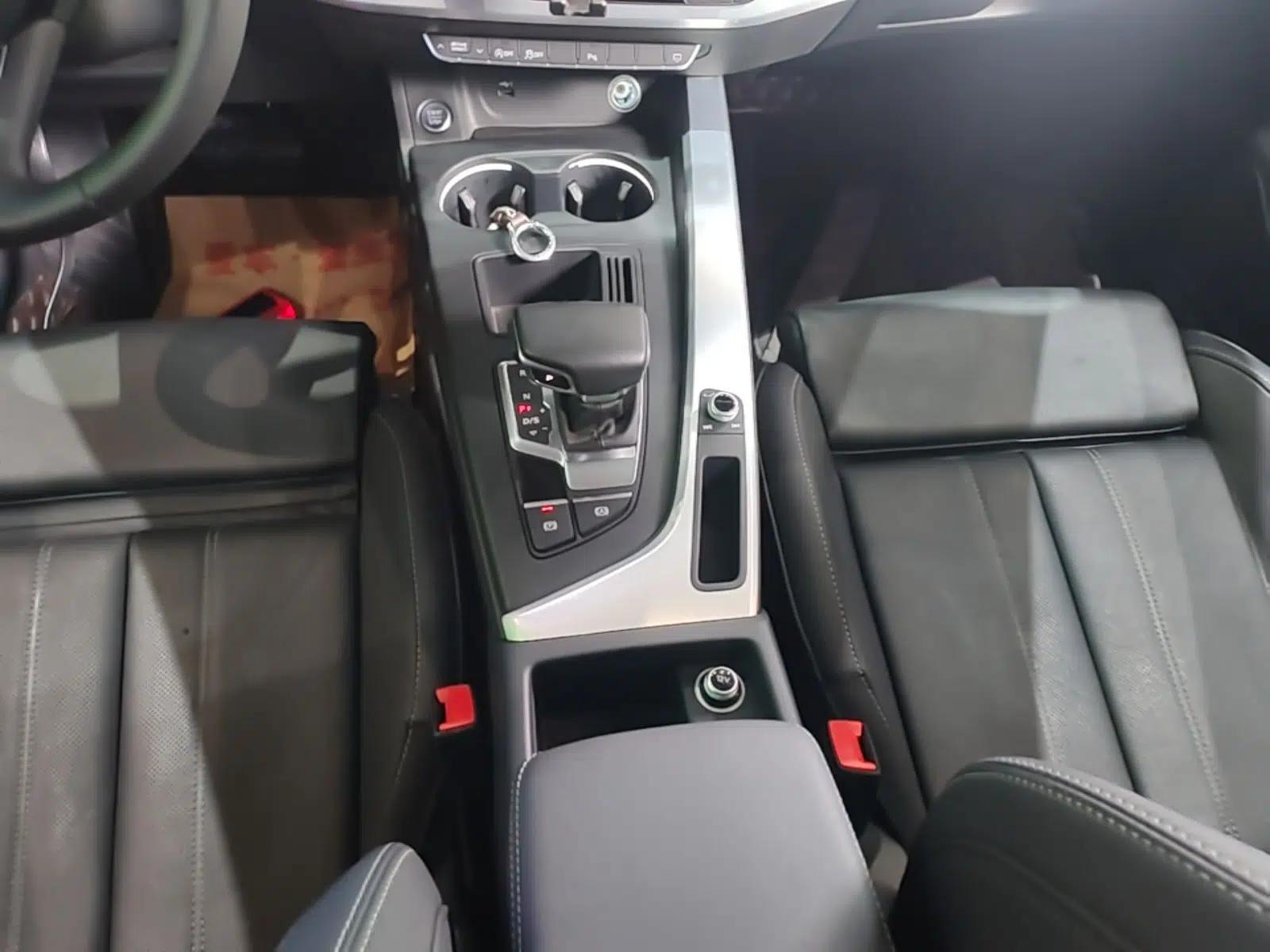 Audi A4L 2024 40 TFSI Fashion Dynamic Model — миниатюра 16