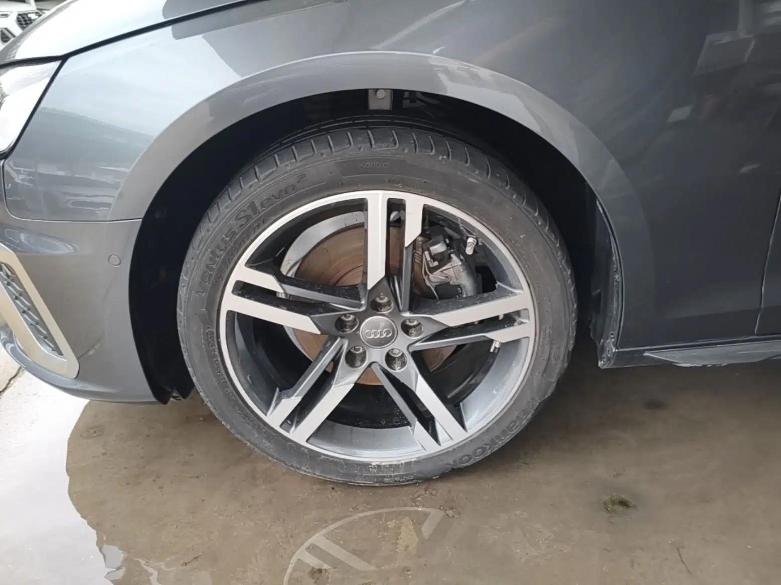 Audi A4L 2020 40 TFSI quattro Luxury Dynamic Model — миниатюра 10