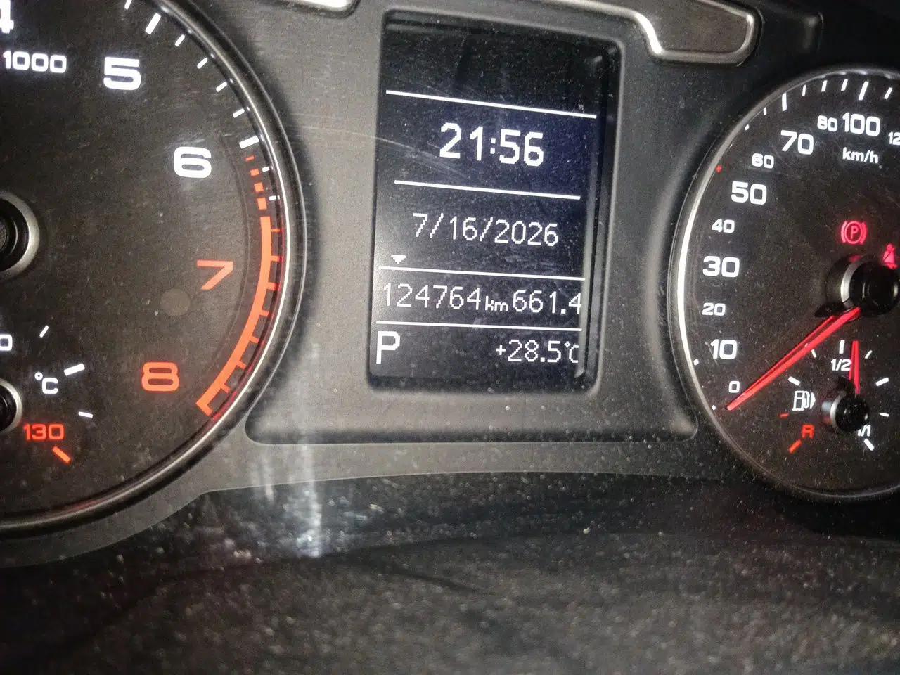 Audi Q3 2015 35 TFSI Comfort Model — миниатюра 12