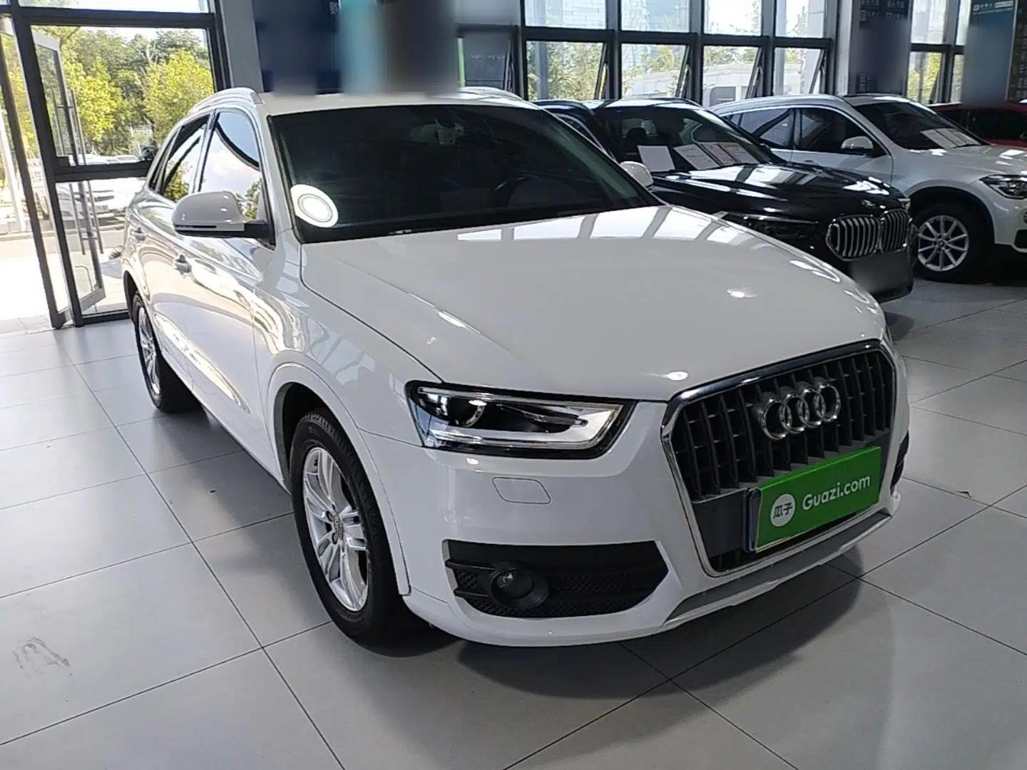 Audi Q3 2015 35 TFSI Comfort Model — миниатюра 3