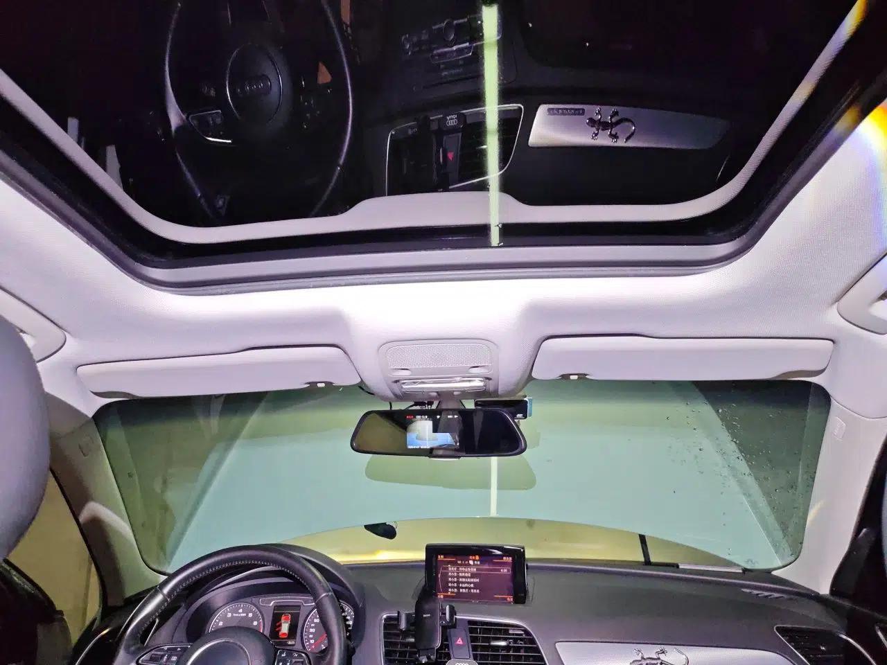 Audi Q3 2013 35 TFSI quattro Comfort Model — миниатюра 18