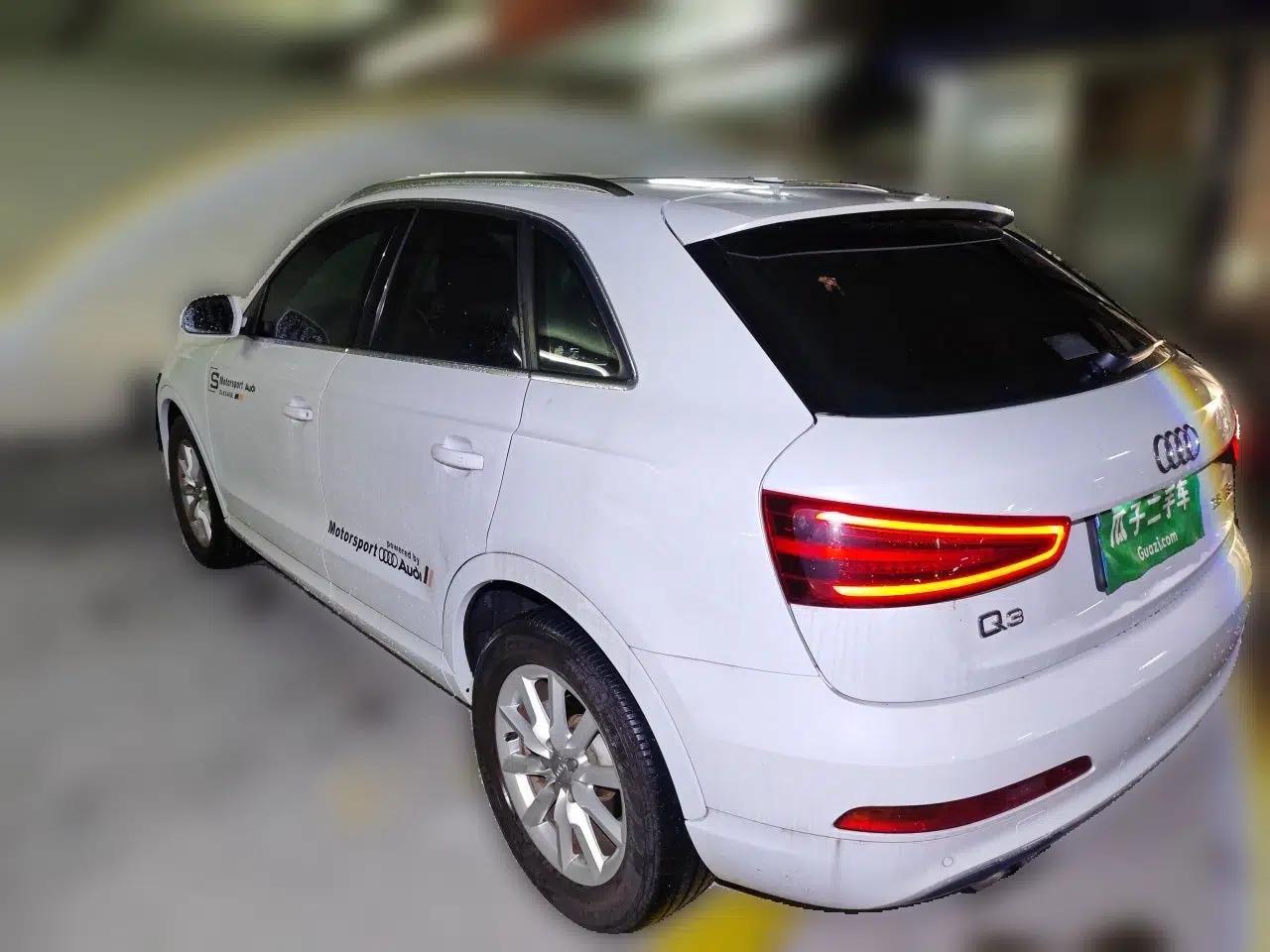 Audi Q3 2013 35 TFSI quattro Comfort Model — миниатюра 4