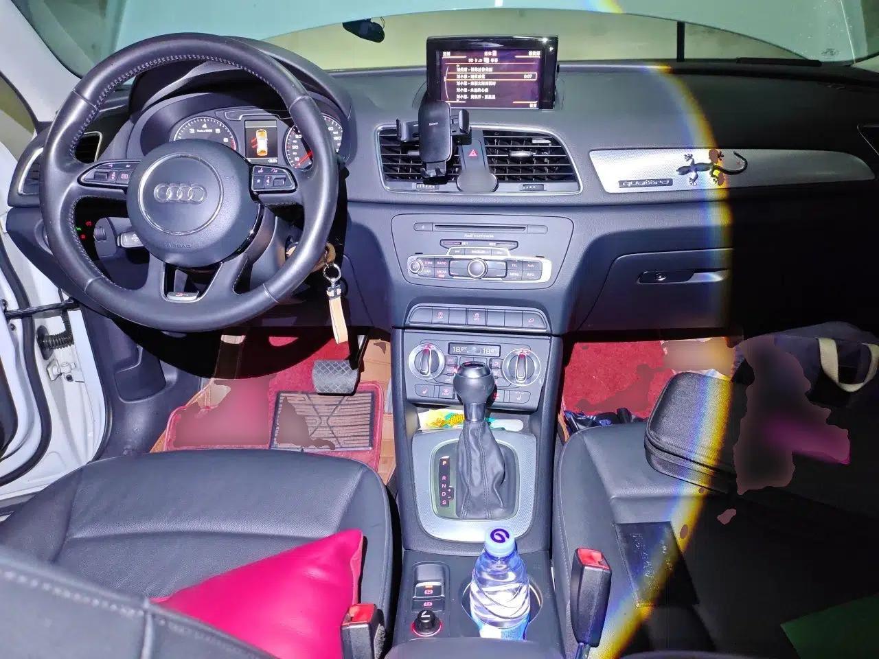 Audi Q3 2013 35 TFSI quattro Comfort Model — миниатюра 9