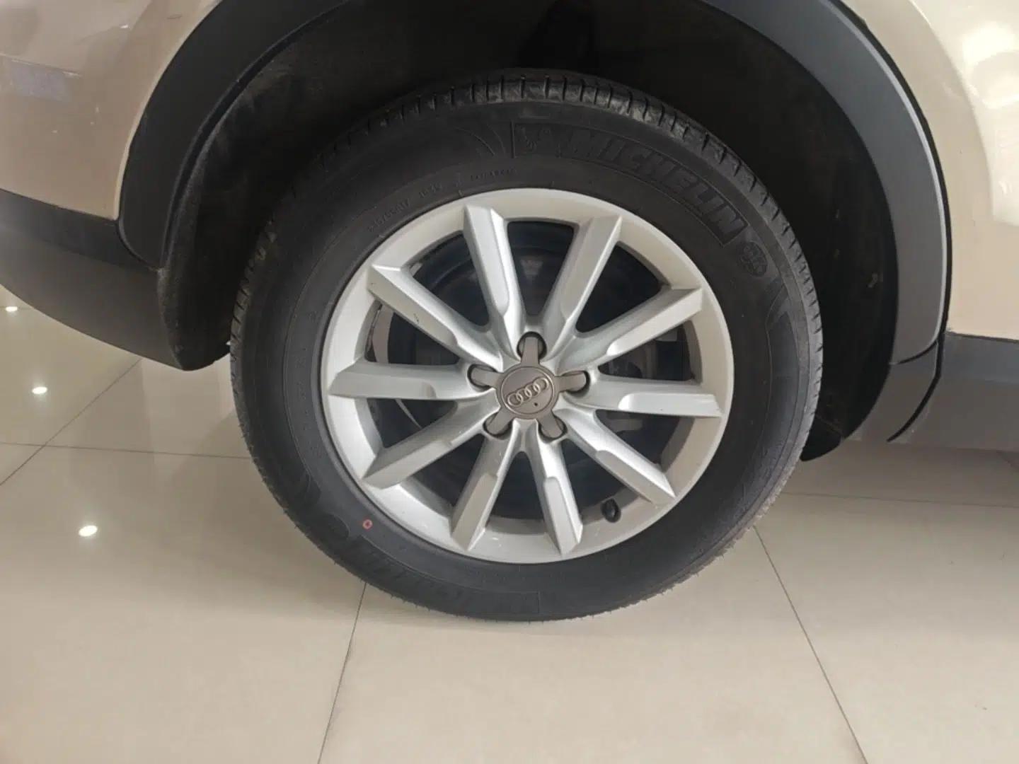 Audi Q3 2015 35 TFSI Ambition Edition — миниатюра 11