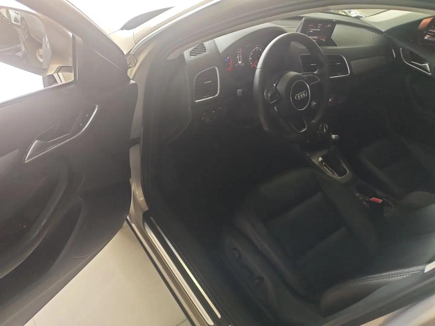 Audi Q3 2015 35 TFSI Ambition Edition — миниатюра 18