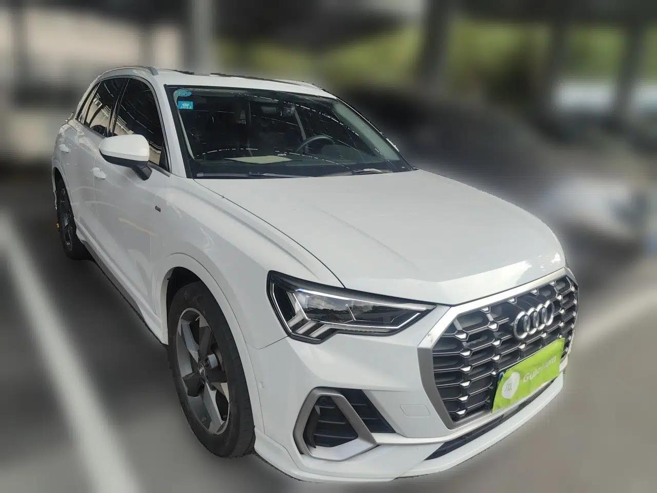 Audi Q3 2021 35 TFSI Fashion Dynamic Model — миниатюра 3