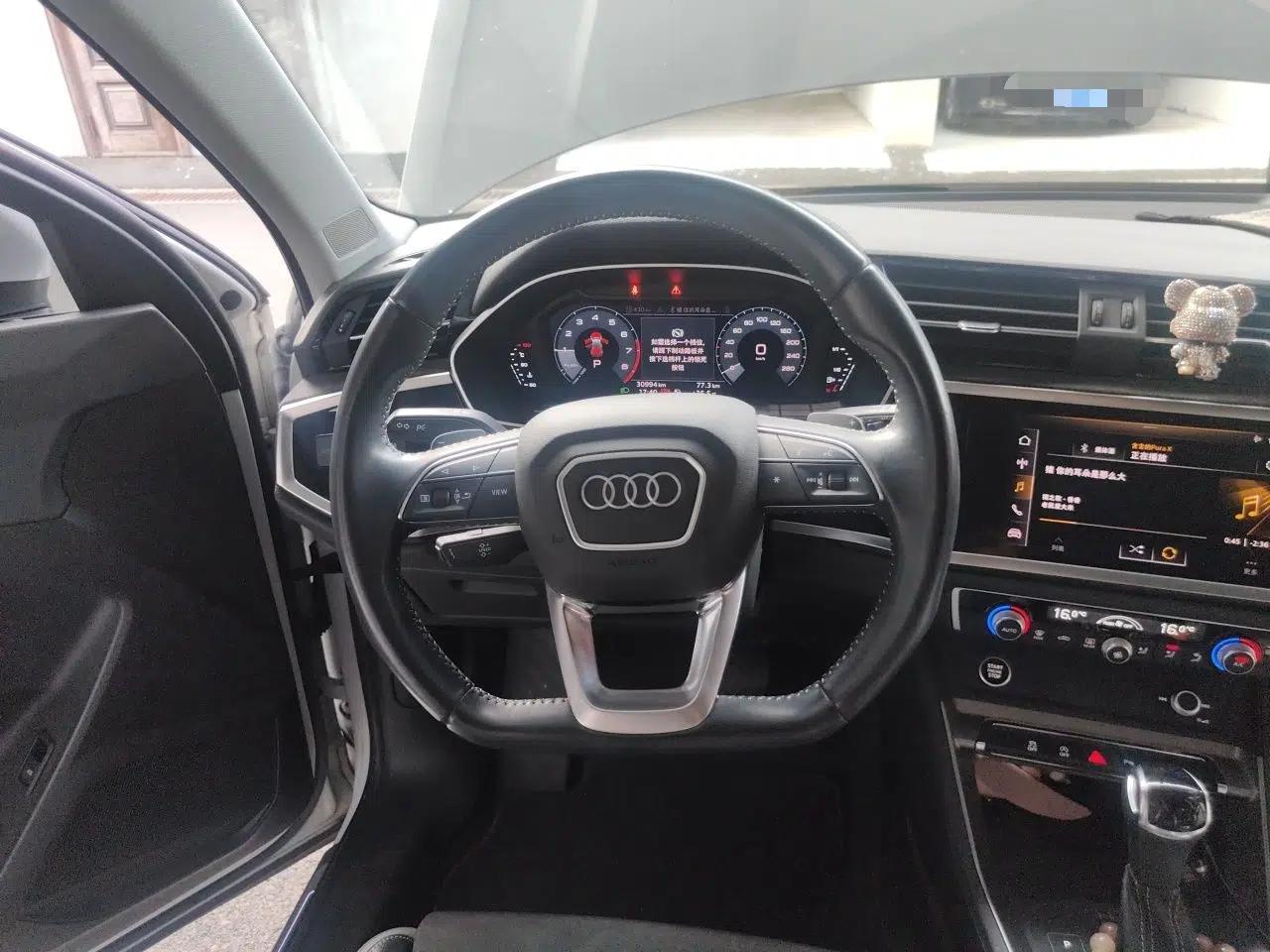 Audi Q3 2021 35 TFSI Fashion Dynamic Model — миниатюра 10