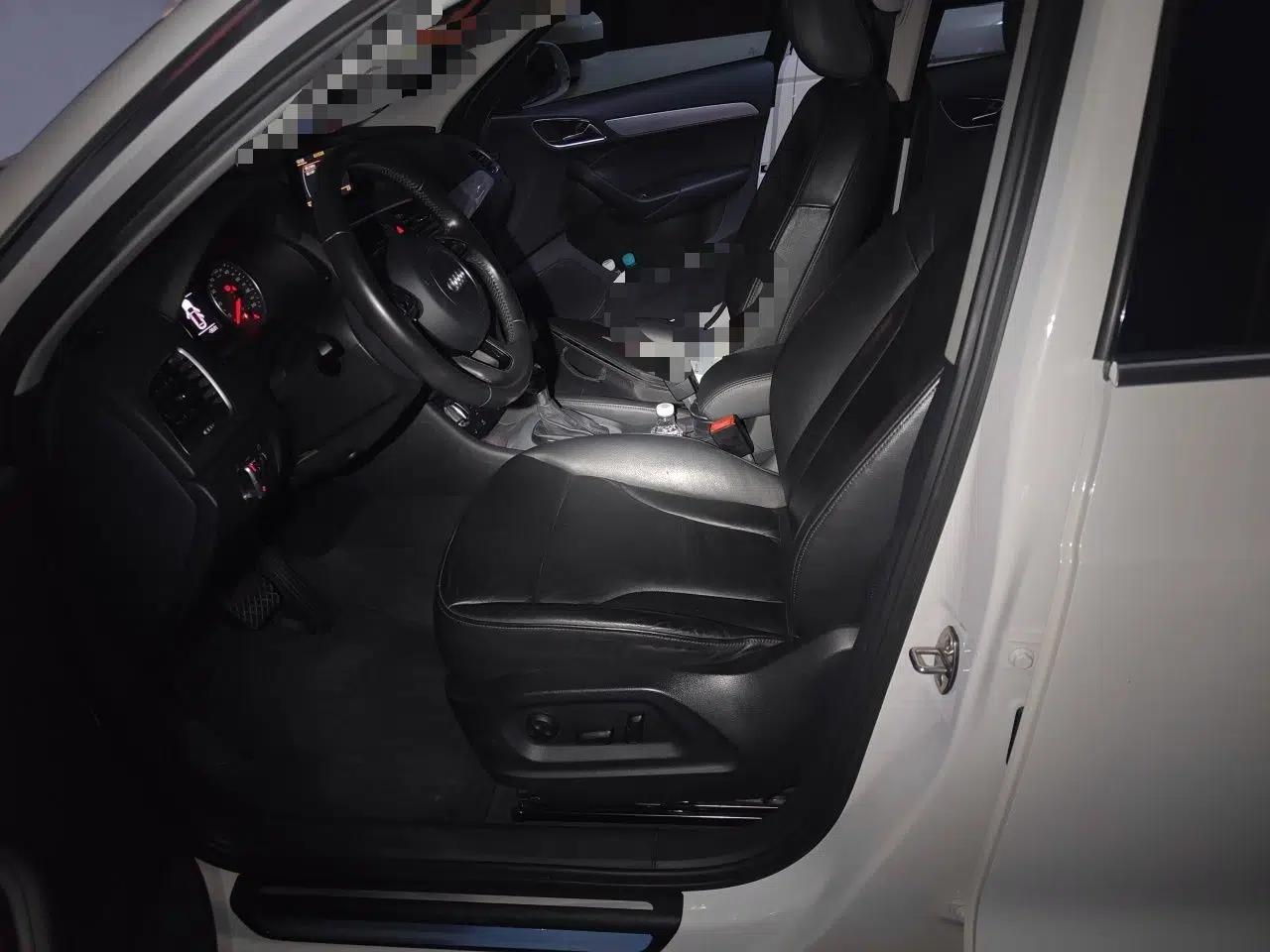 Audi Q3 2015 35 TFSI Comfort Model — миниатюра 15