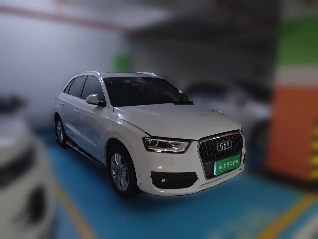 Audi Q3 2015 35 TFSI Comfort Model — миниатюра 3