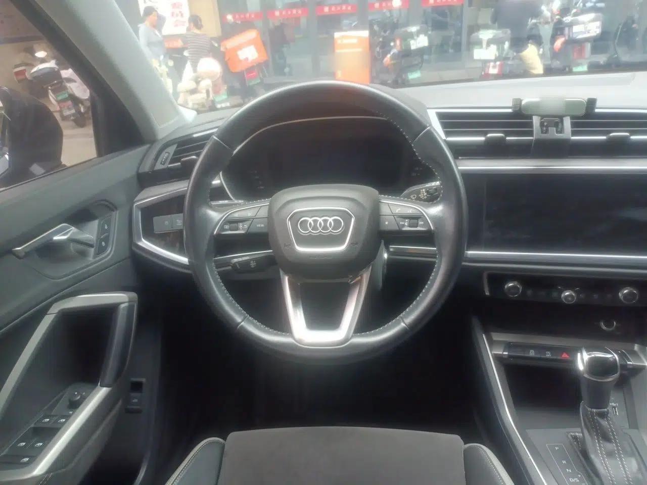 Audi Q3 2020 35 TFSI Ambition Dynamic Edition — миниатюра 10