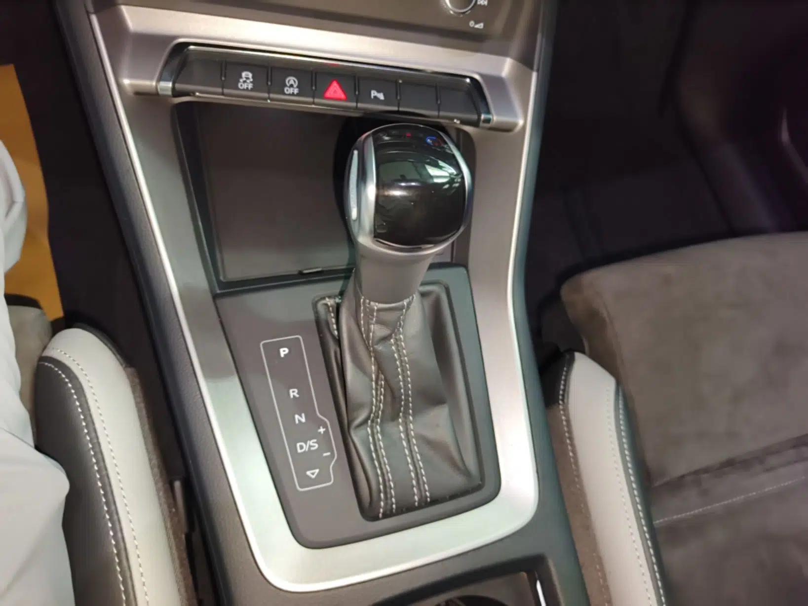 Audi Q3 2019 35 TFSI Advanced Dynamic Edition — миниатюра 23