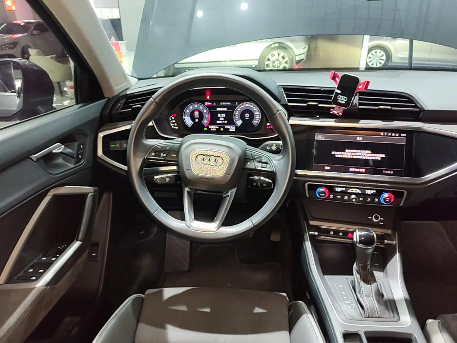 Audi Q3 2022 35 TFSI Progressive Dynamic Edition — миниатюра 13