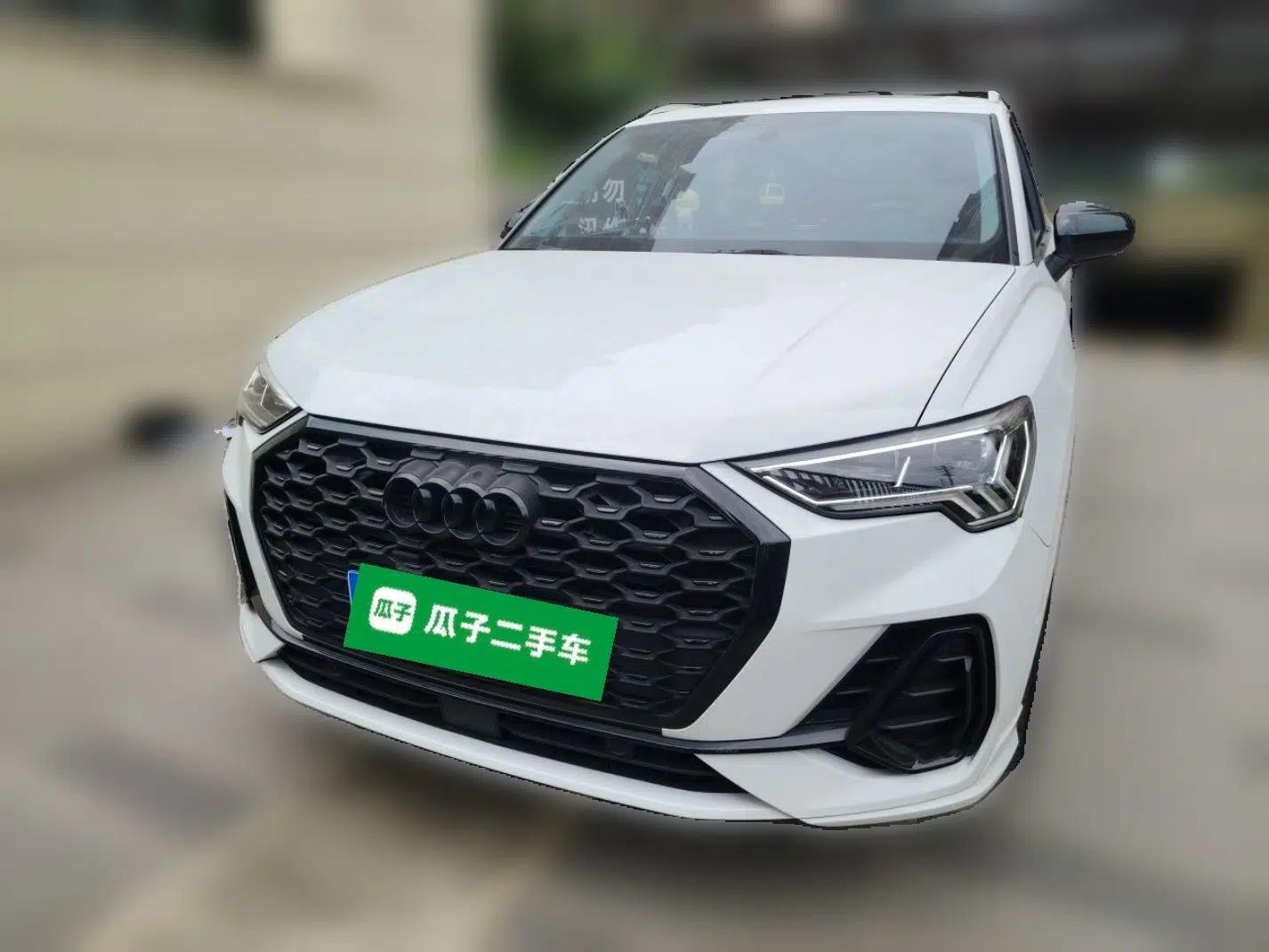 Audi Q3 2022 35 TFSI Fashion Dynamic Model — миниатюра 2