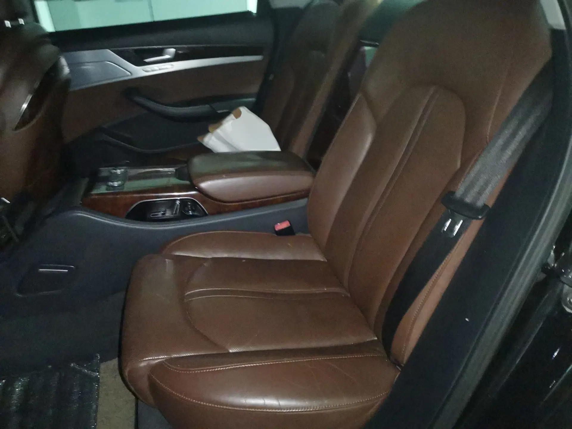 Audi A8 2011 A8L 3.0 TFSI quattro Luxury Edition (213kW) — миниатюра 17