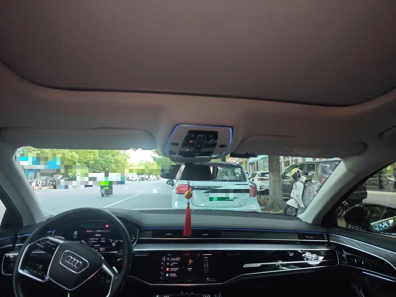 Audi A8 2021 A8L 50 TFSI quattro Comfort Model — миниатюра 18