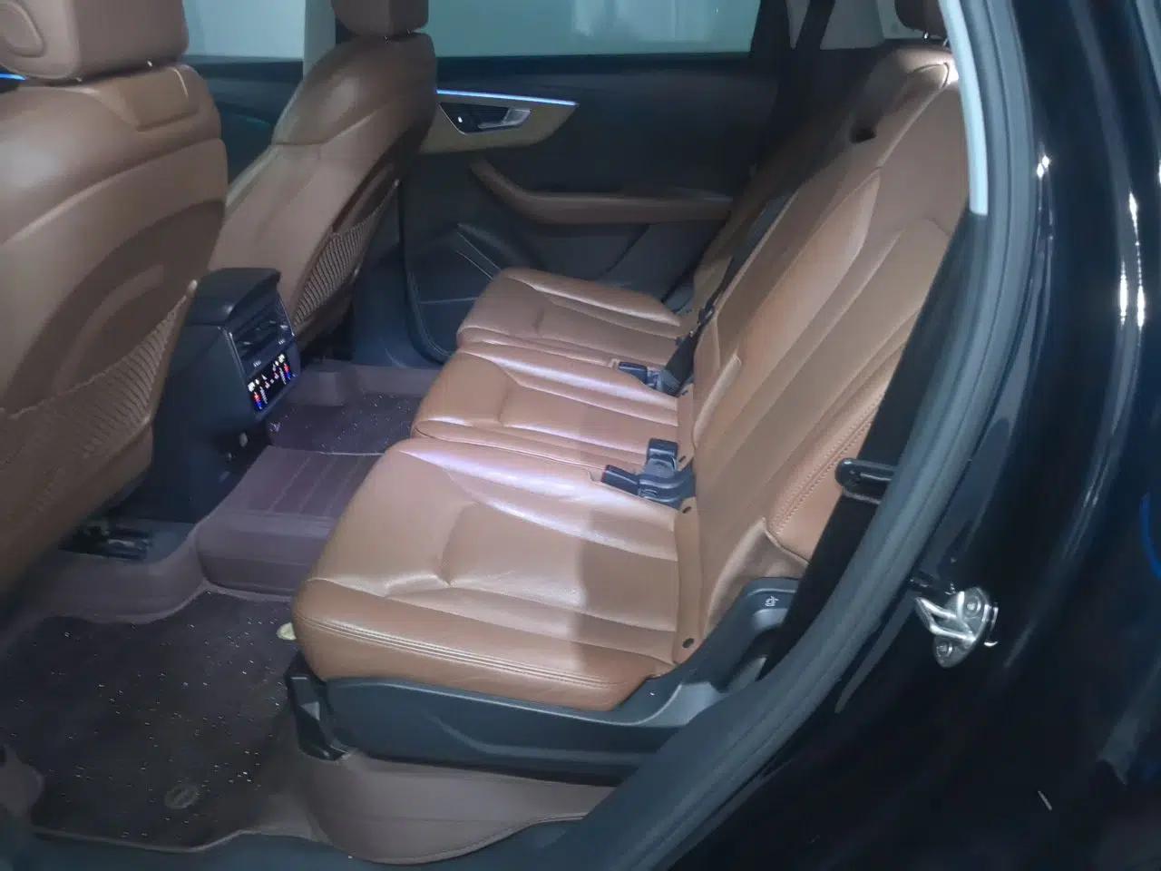 Audi Q7 2021 55 TFSI quattro S line Prestige Edition — миниатюра 17