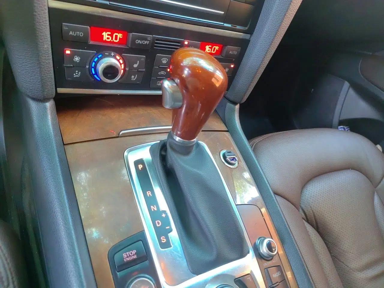 Audi Q7 2011 3.0 TFSI Comfort Model (245kW) — миниатюра 14