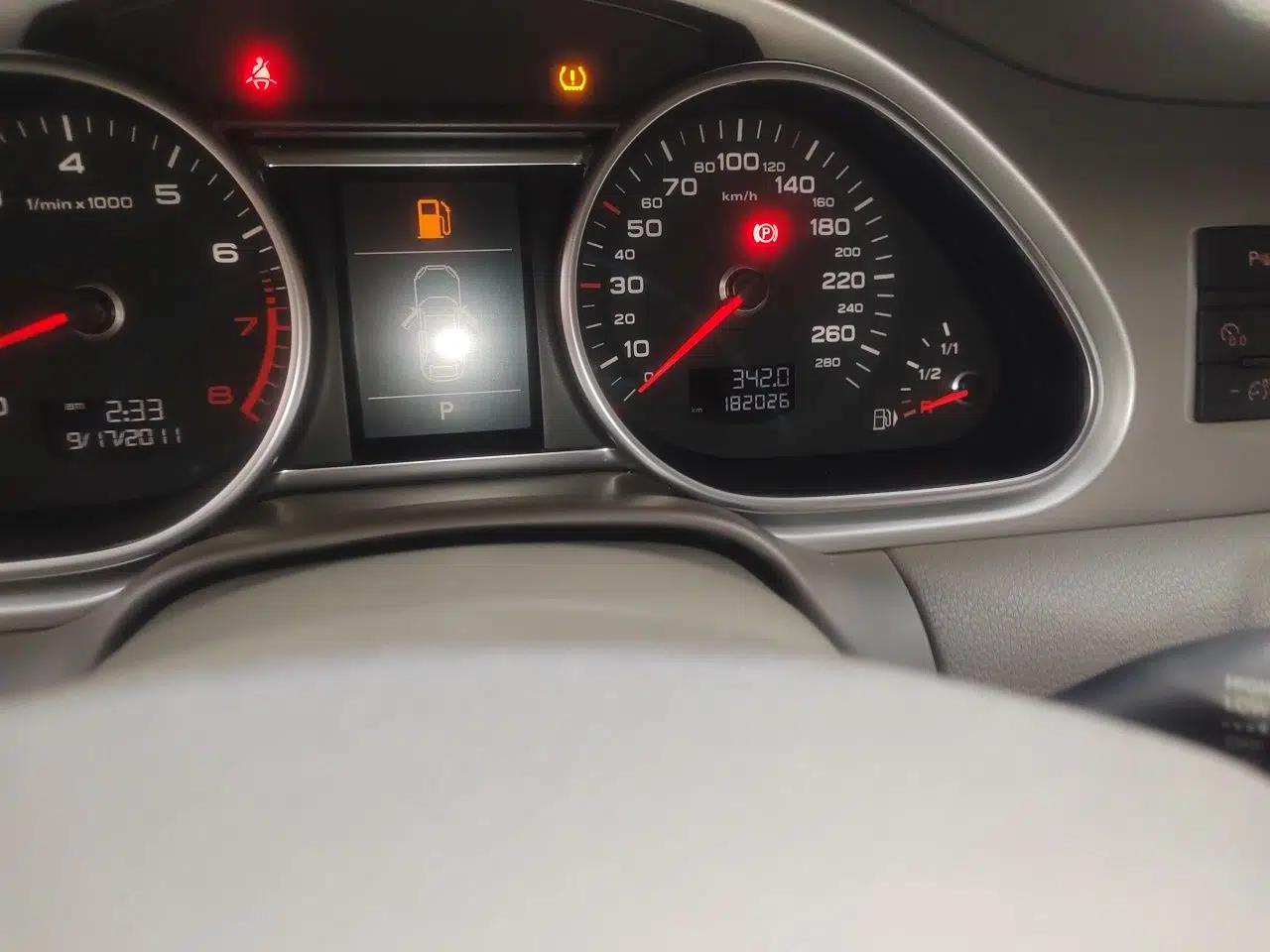 Audi Q7 2012 3.0 TFSI Comfort Model (200kW) — миниатюра 12
