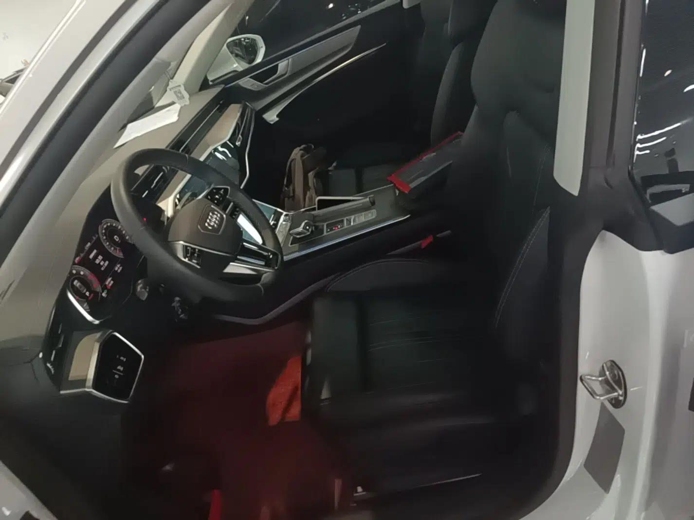 Audi A7 2024 45 TFSI Prestige Edition — миниатюра 17