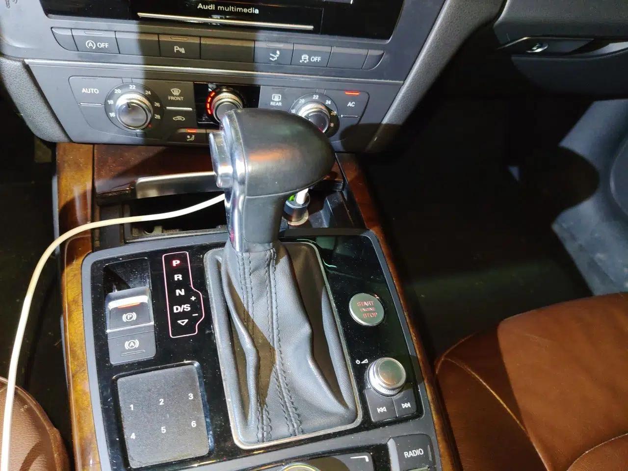 Audi A7 2013 50 TFSI quattro Comfort trim — миниатюра 14