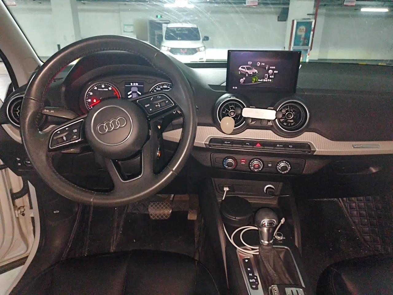 Audi Q2L 2020 35 TFSI Ambition Dynamic Edition — миниатюра 9