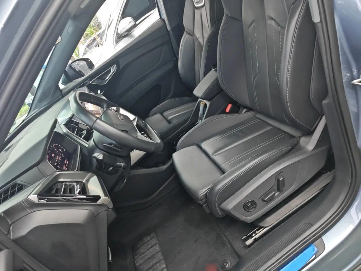 Audi Q4 e-tron 2023 40 e-tron Adventure Edition — миниатюра 17