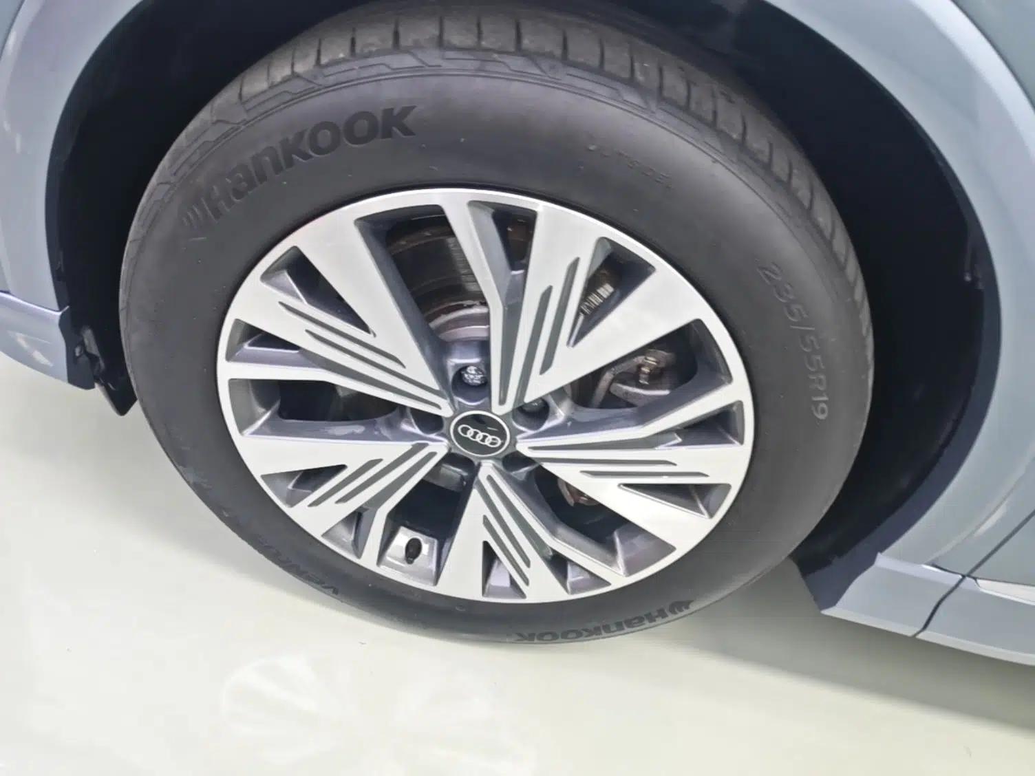 Audi Q4 e-tron 2023 40 e-tron Adventure Edition — миниатюра 10