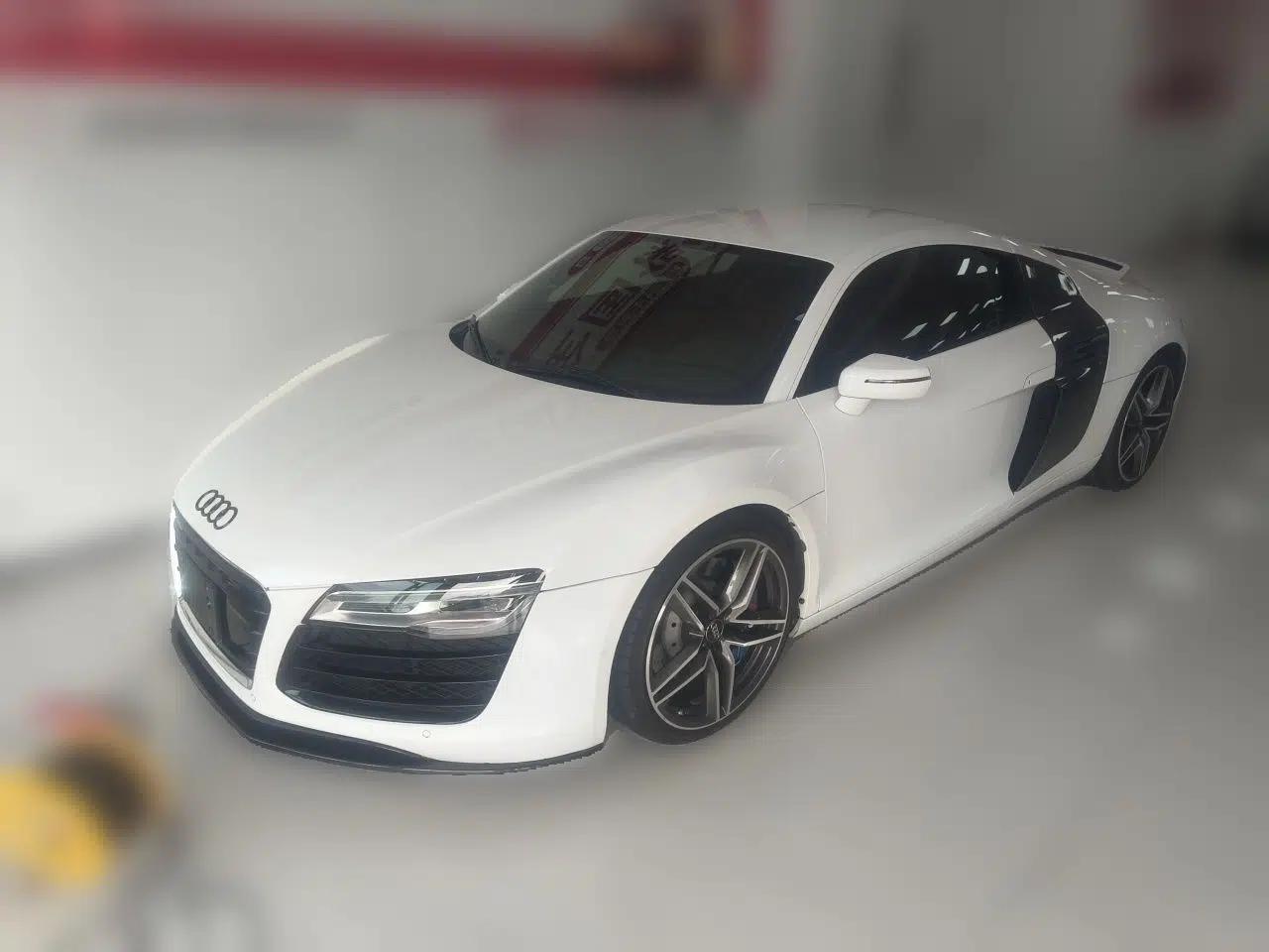 Audi R8 2014 4.2 FSI quattro — миниатюра 1