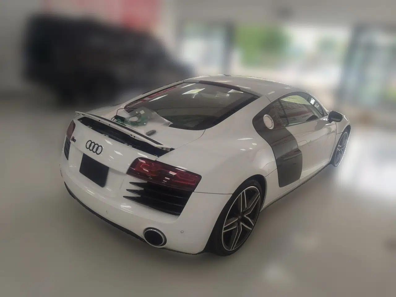 Audi R8 2014 4.2 FSI quattro — миниатюра 6