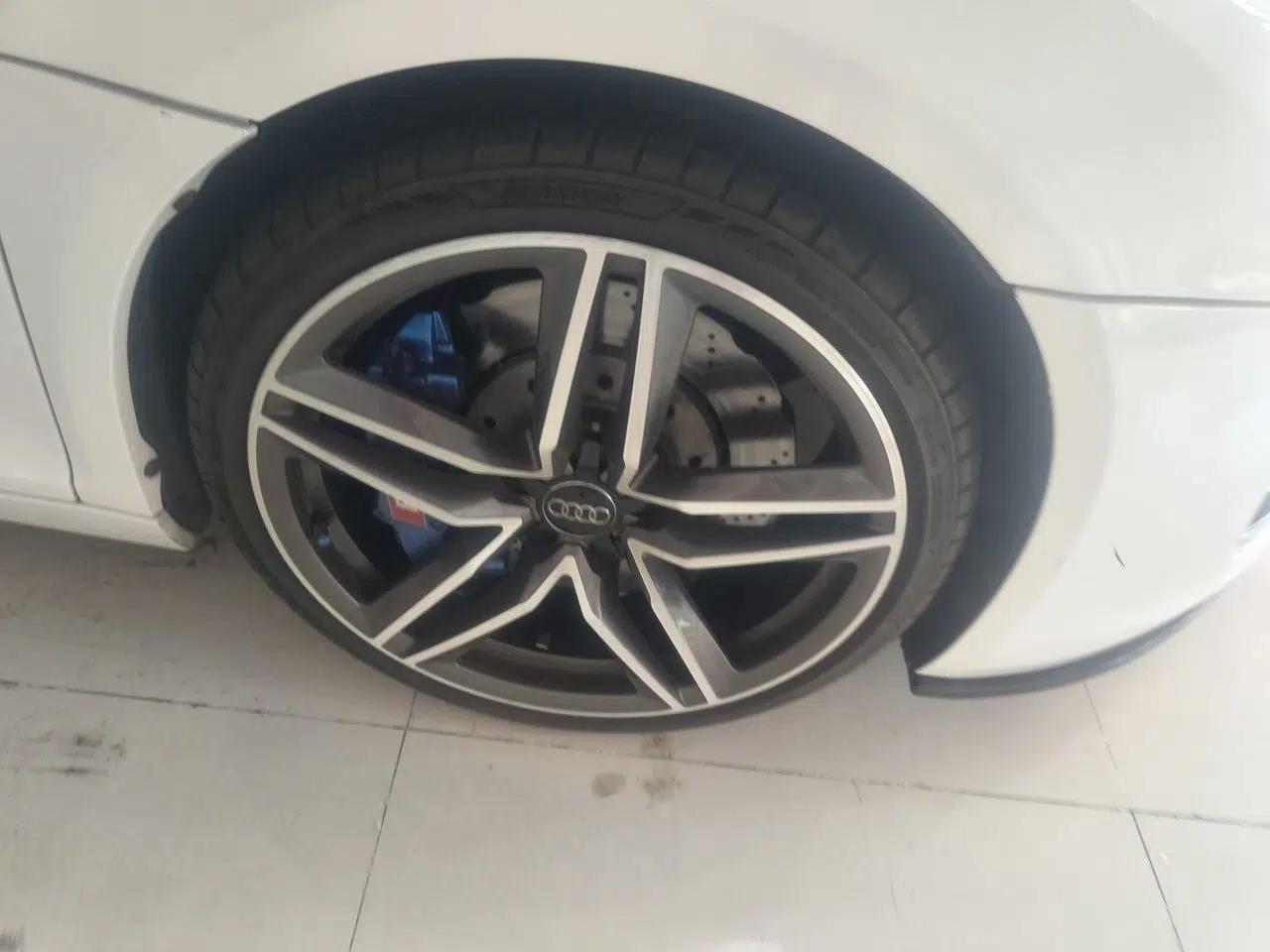 Audi R8 2014 4.2 FSI quattro — миниатюра 8