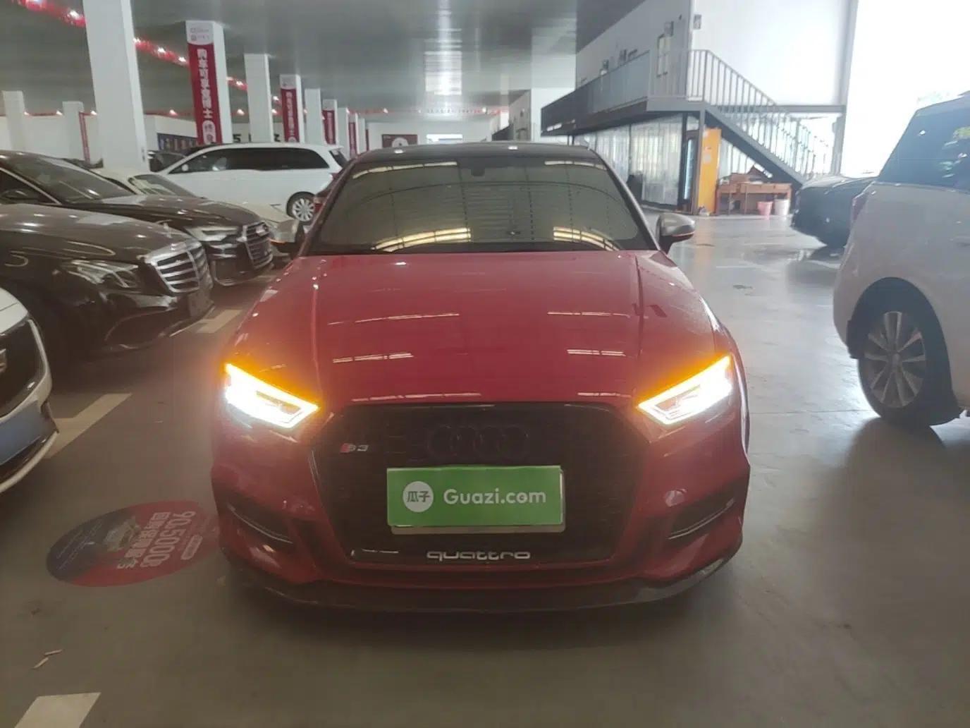 Audi S3 2017 Year Restyled S3 2.0T Limousine — миниатюра 2