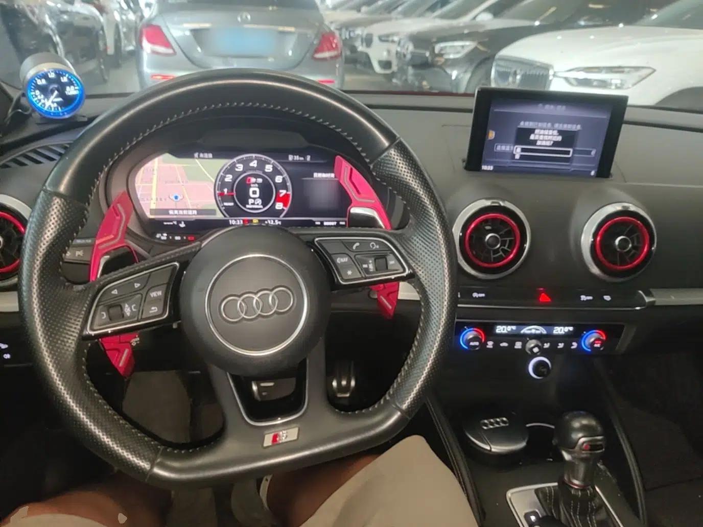 Audi S3 2017 Year Restyled S3 2.0T Limousine — миниатюра 12