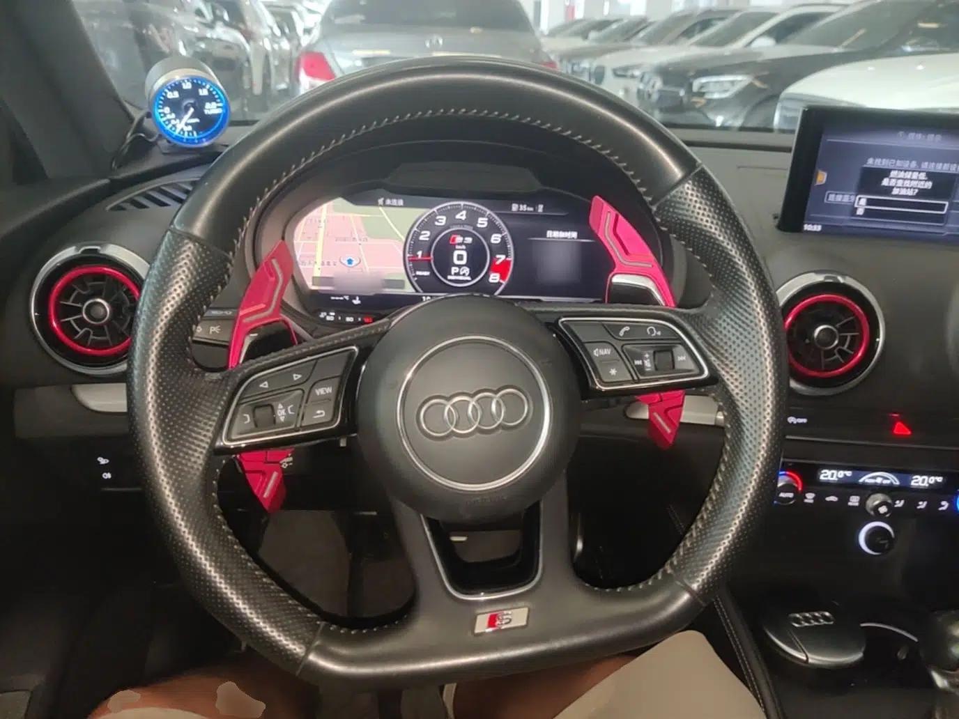 Audi S3 2017 Year Restyled S3 2.0T Limousine — миниатюра 13