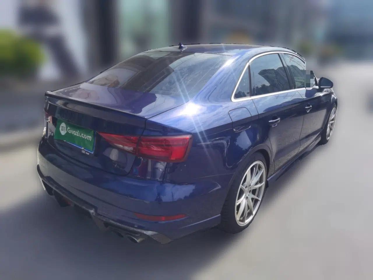 Audi S3 2017 Year Restyled S3 2.0T Limousine — миниатюра 6