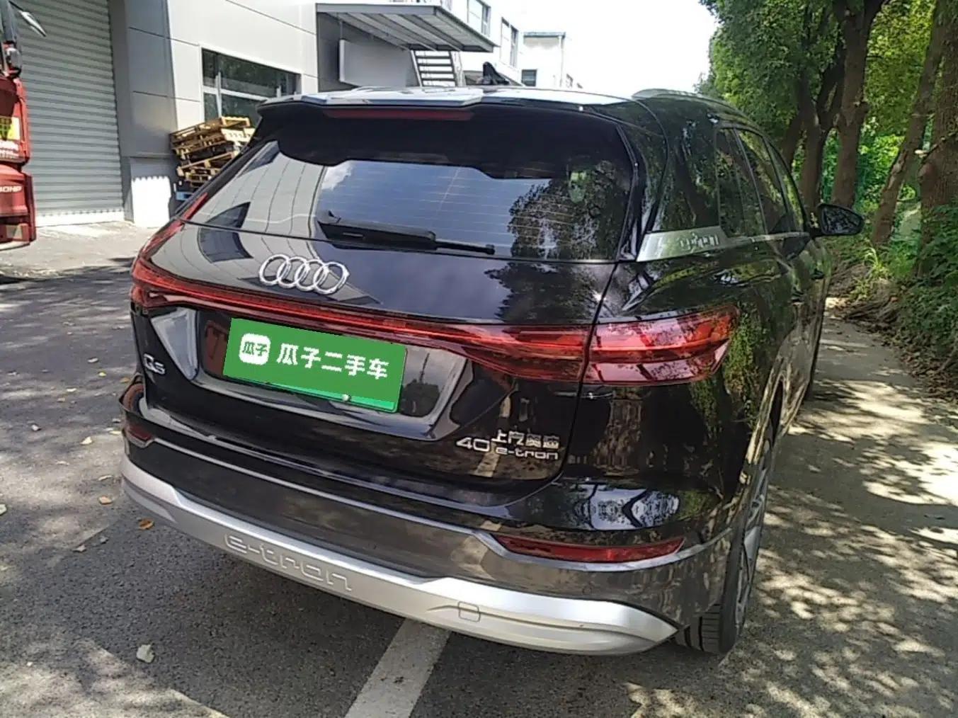 Audi Q5 e-tron 2023 40 e-tron Starry Edition Luxury Package — миниатюра 6