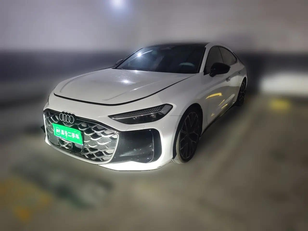 Audi A5L Sportback 2026 TFSI 150kW Premium quattro Model — миниатюра 1