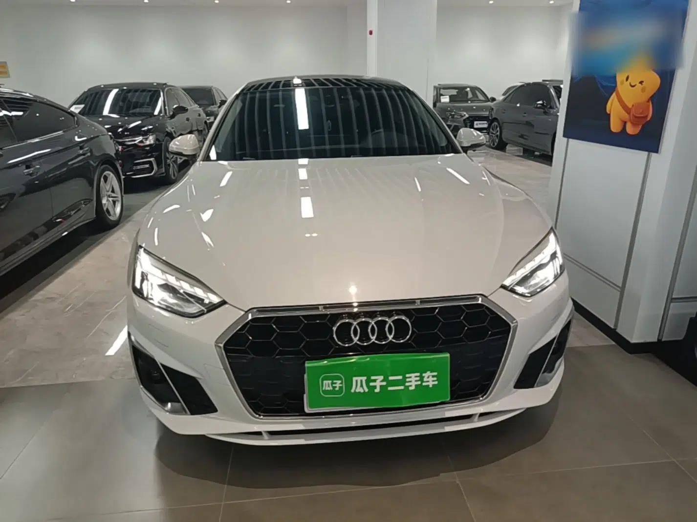 Audi A5 2023 Sportback 40 TFSI Fashionable and Dynamic Model — миниатюра 2