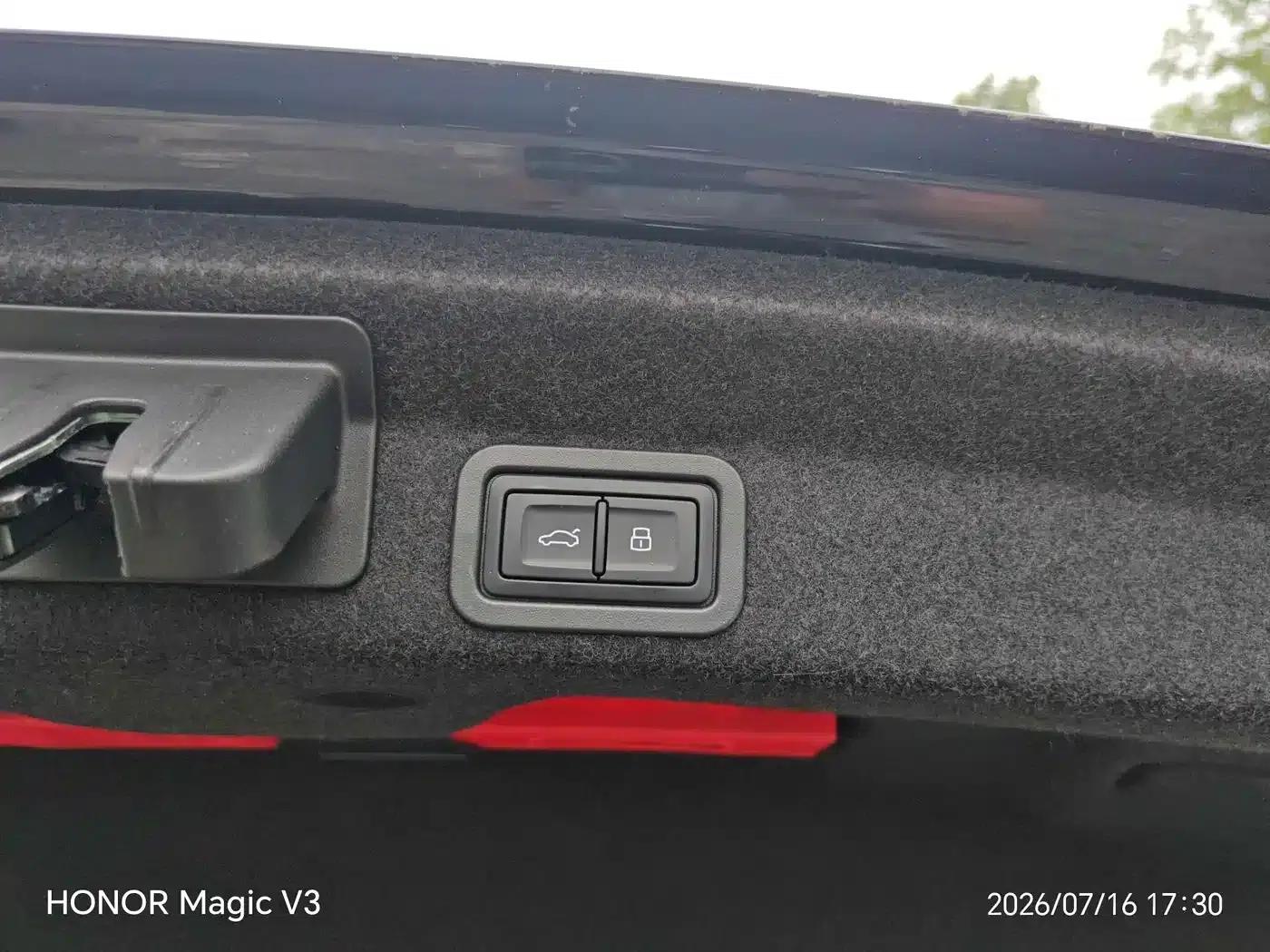 Audi A6L 2024 45 TFSI quattro Premium Dynamic Edition — миниатюра 13