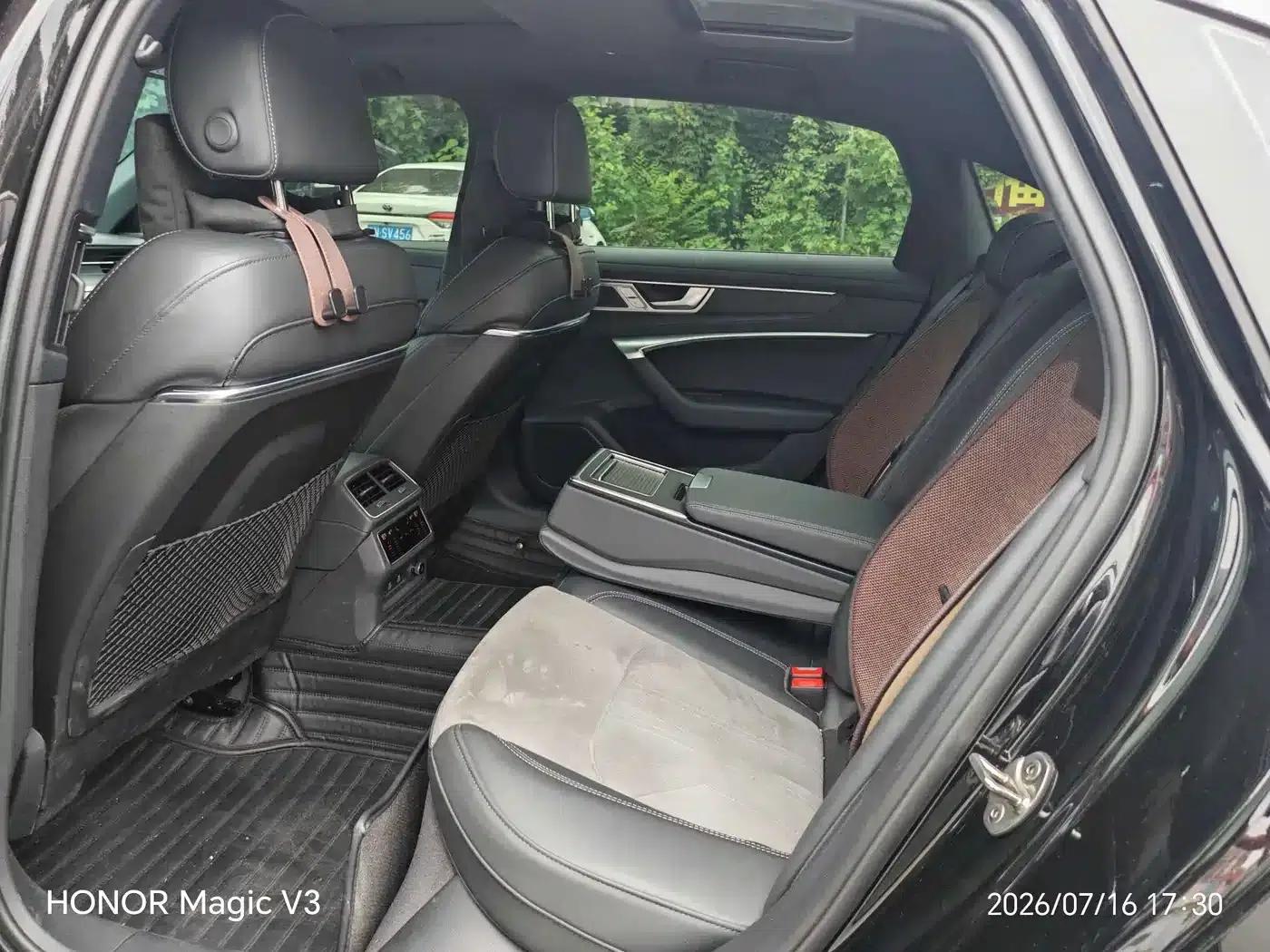 Audi A6L 2024 45 TFSI quattro Premium Dynamic Edition — миниатюра 9