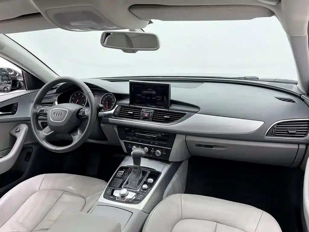 Audi A6L 2012 TFSI Standard Edition — миниатюра 12