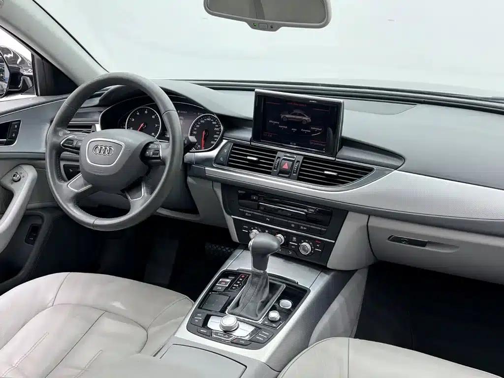 Audi A6L 2012 TFSI Standard Edition — миниатюра 13
