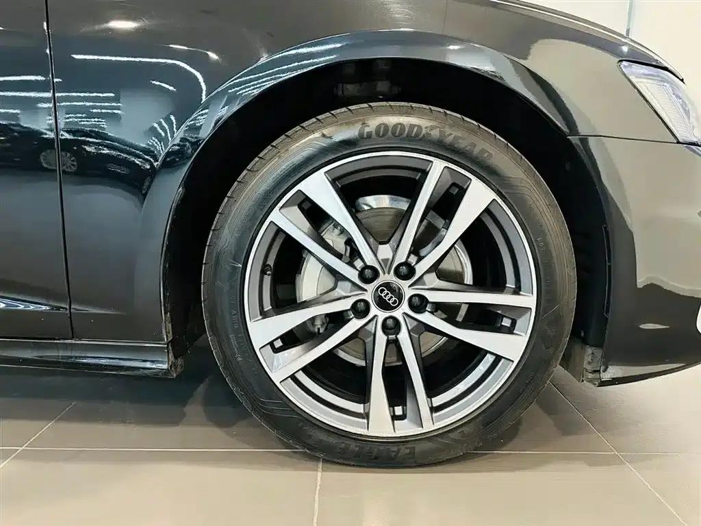 Audi A6L 2023 Facelift 40 TFSI Luxury Dynamic — миниатюра 15