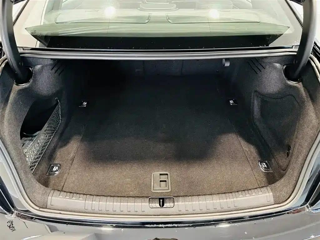 Audi A6L 2023 Facelift 40 TFSI Luxury Dynamic — миниатюра 6