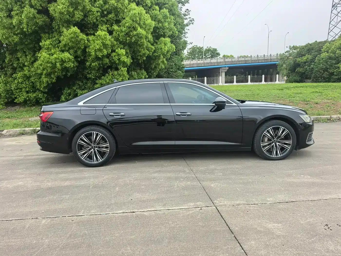 Audi A6L 2022 55 TFSI quattro Premium Dynamic Edition — миниатюра 4