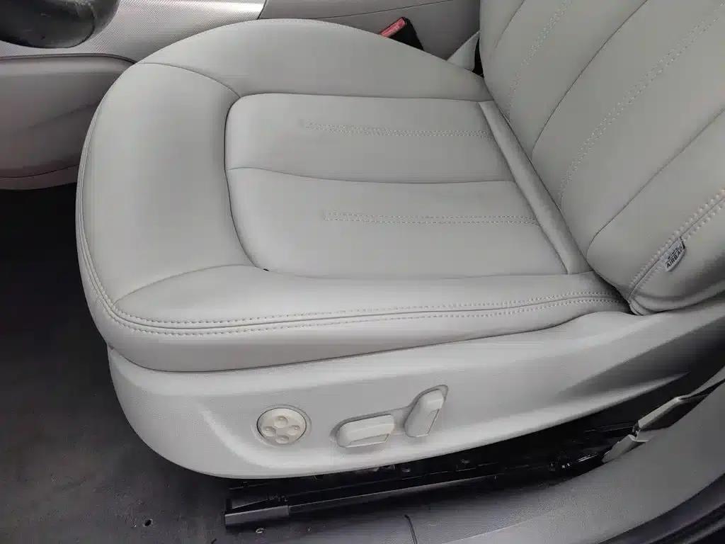 Audi A6L 2014 30 FSI Technology Edition — миниатюра 20
