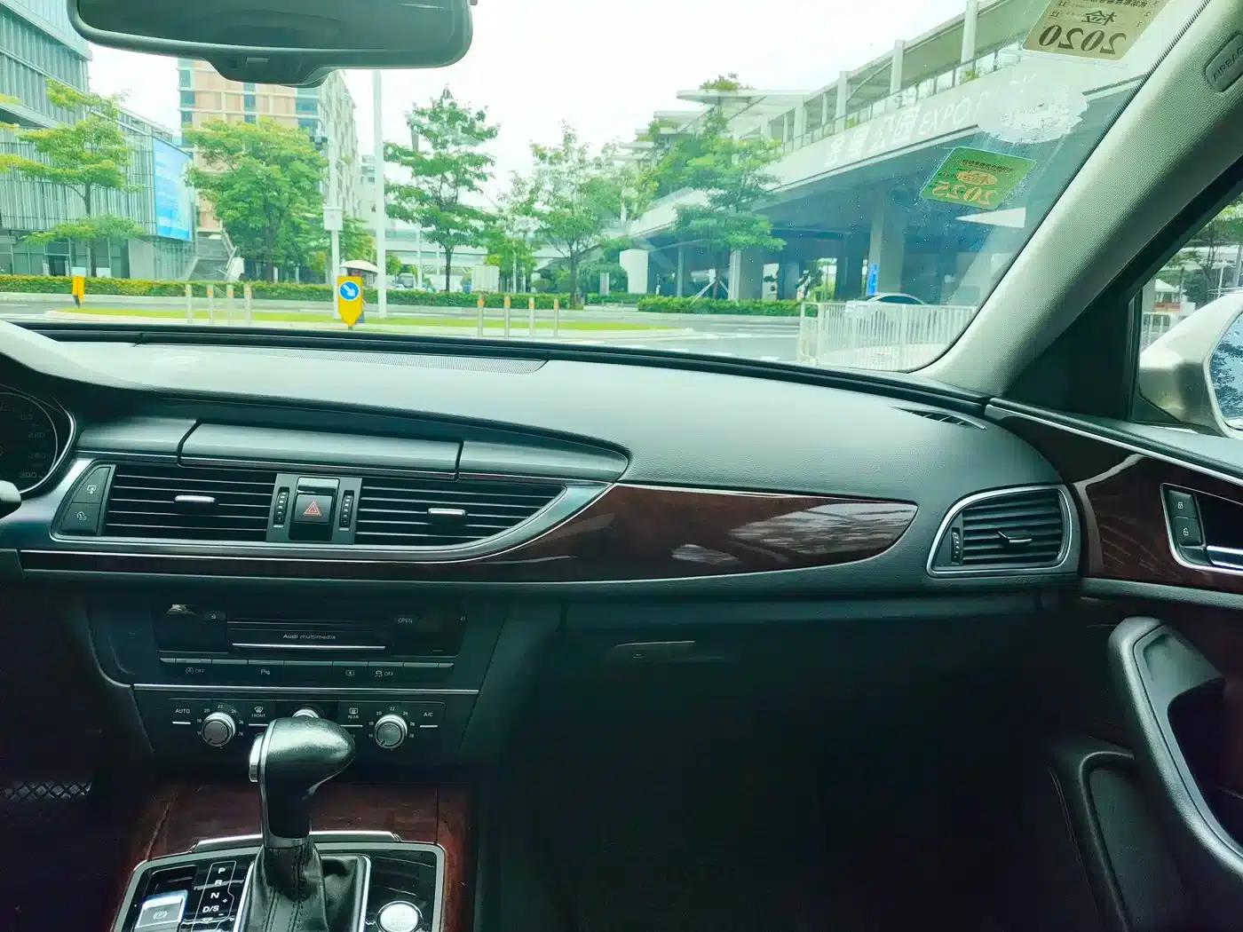 Audi A6L 2014 TFSI Standard Edition — миниатюра 13