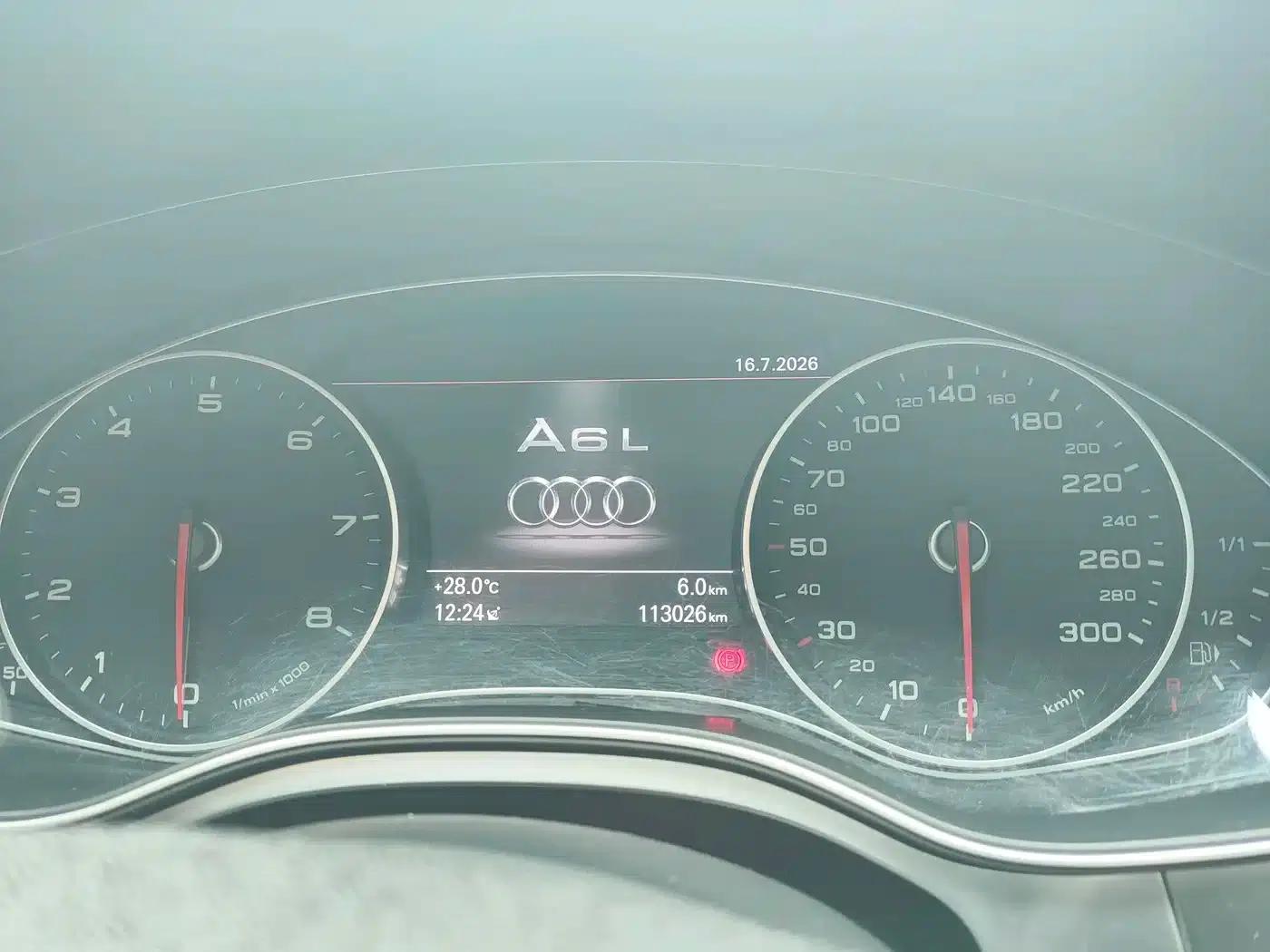 Audi A6L 2014 TFSI Standard Edition — миниатюра 17