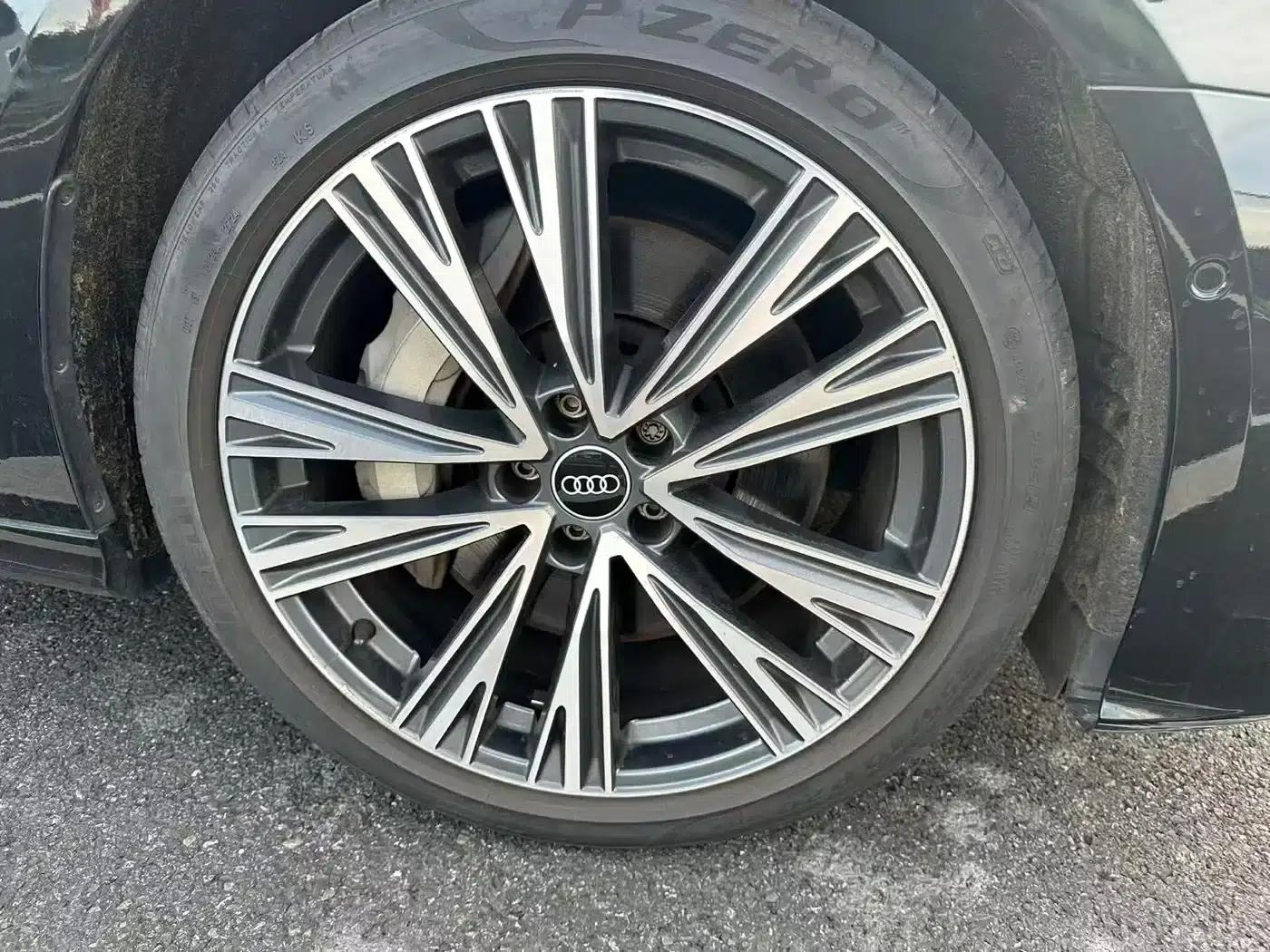 Audi A6L 2023 Facelift 55 TFSI quattro Premium Dynamic Edition — миниатюра 10