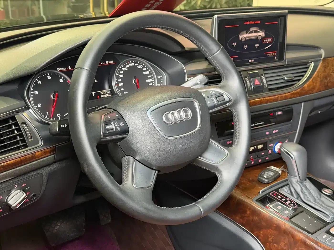 Audi A6L 2012 30 FSI Luxury — миниатюра 7