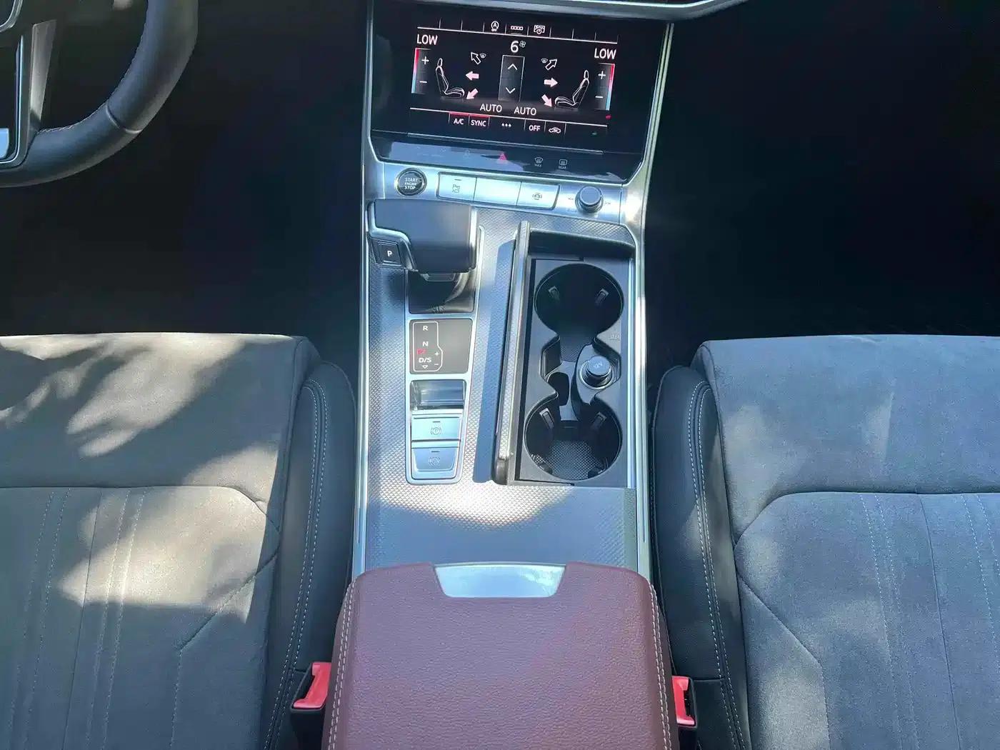 Audi A6L 2024 45 TFSI Premium Dynamic Edition — миниатюра 11